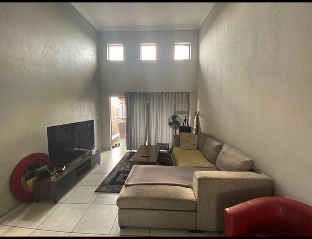 2 BEDROOM APARTMENT TO LET IN EVELEIGH